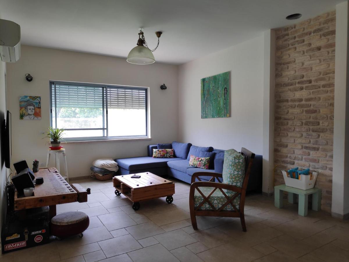 Villa By The River Facing The Hermon In 다프나 외부 사진